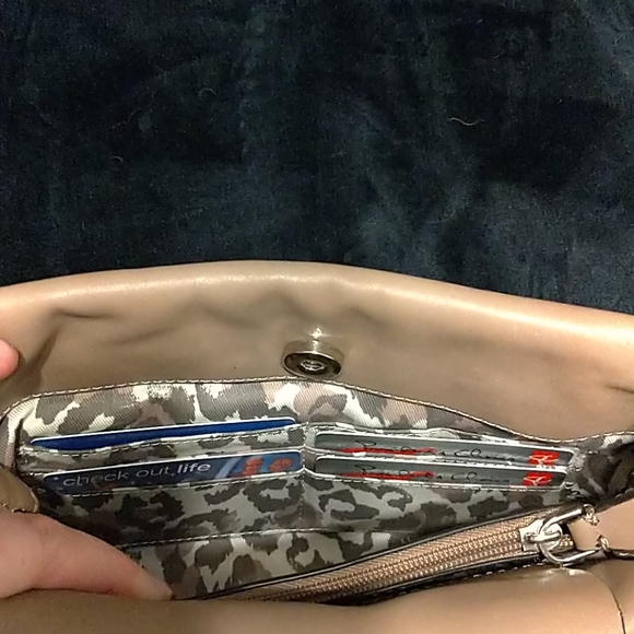 Tan purse - Picture 5 of 5